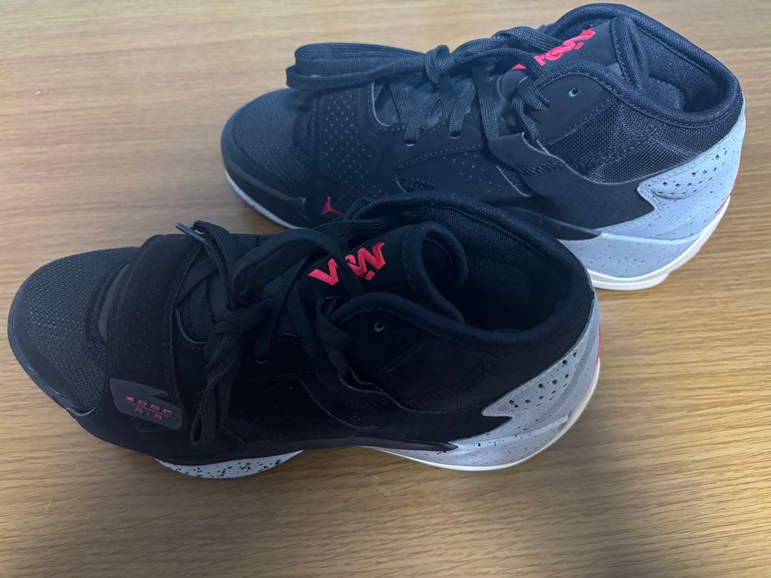 ナイキ エアジョーダン ザイオン2 ブラックセメント 25.5cm