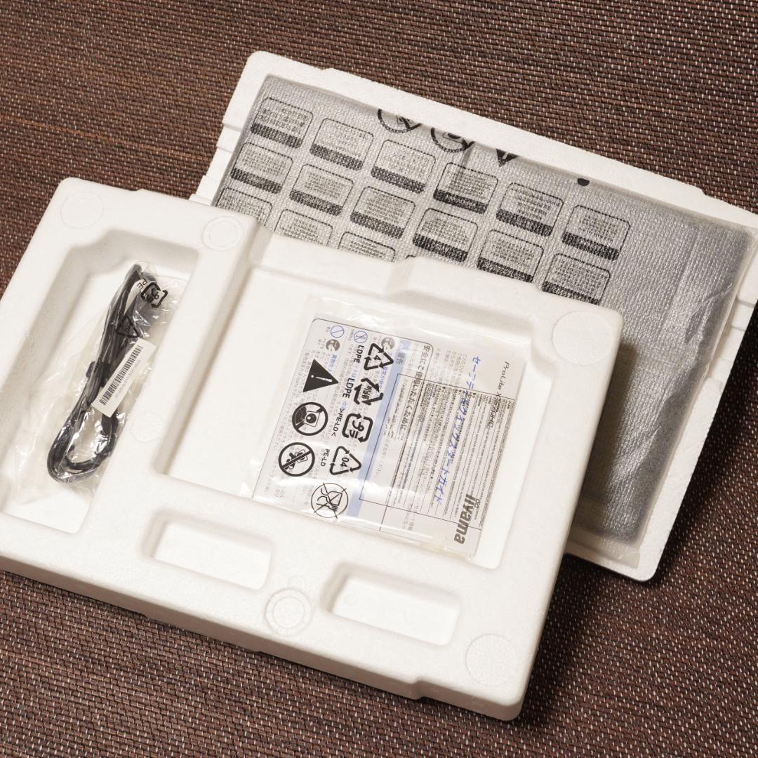 iiyama X1670HC モニター 15.6インチ 1920×1080