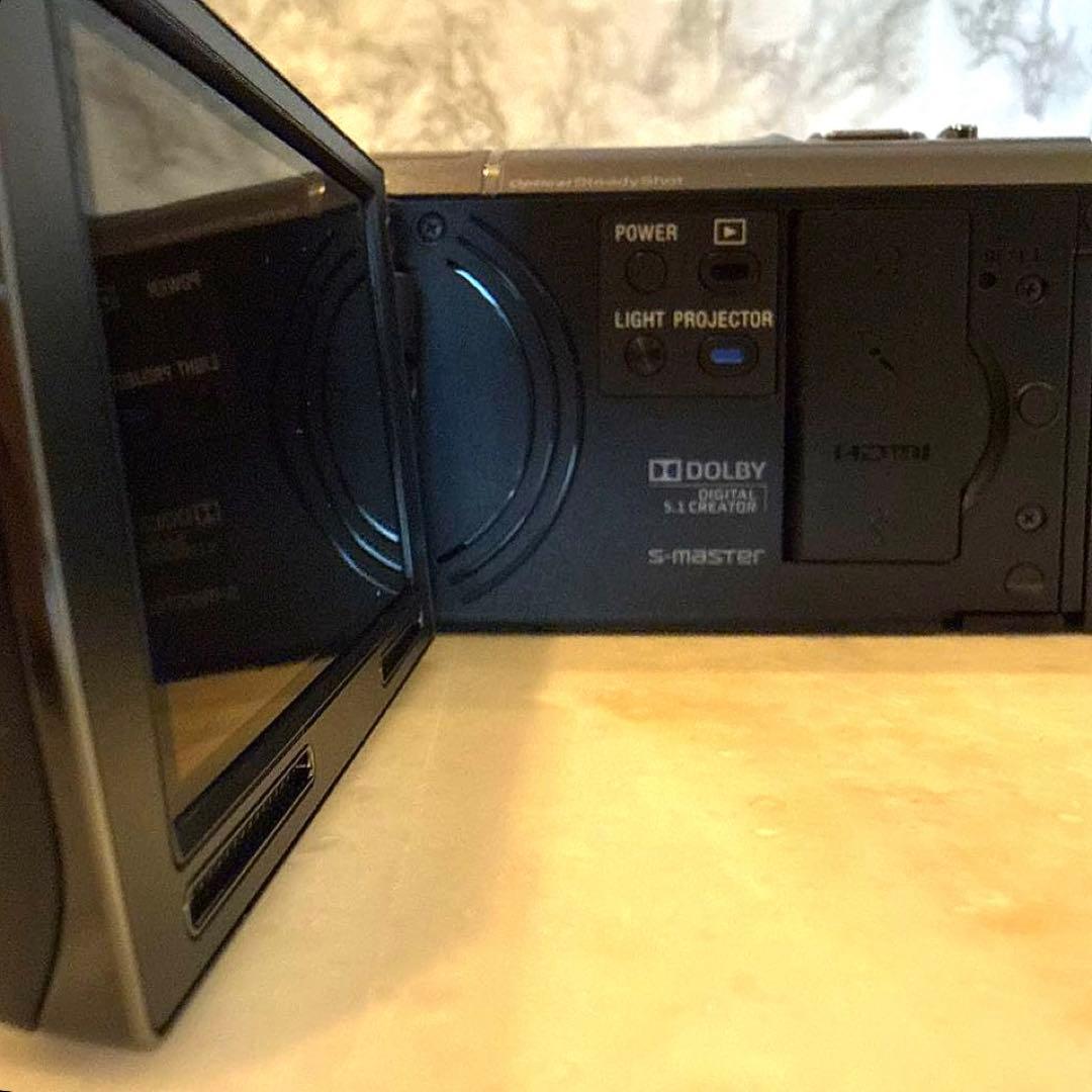 SONY HDC-PJ590V ビデオカメラ　大容量バッテリー　外付けライト付