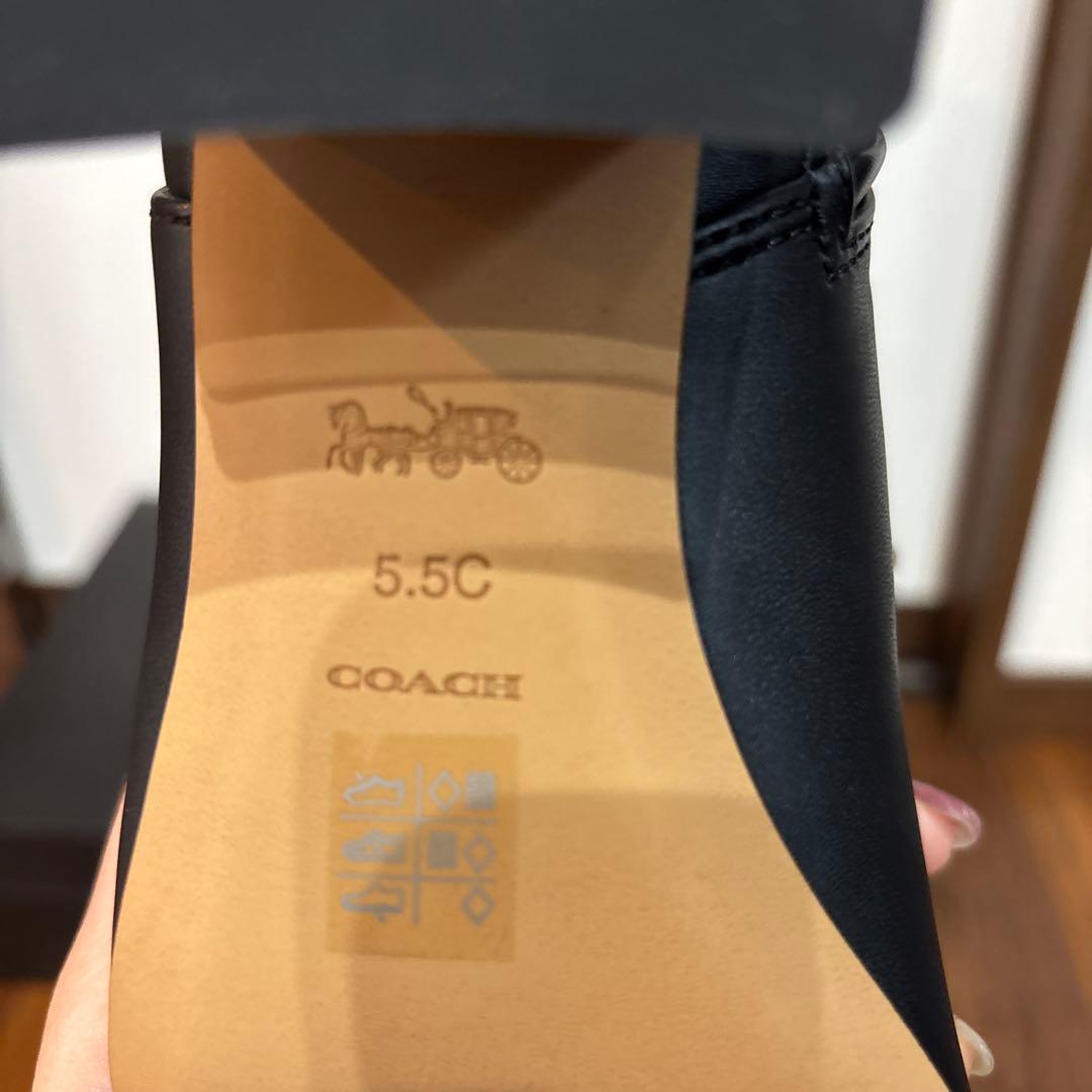 コーチ　黒のロングブーツ スエードツートン　未使用品