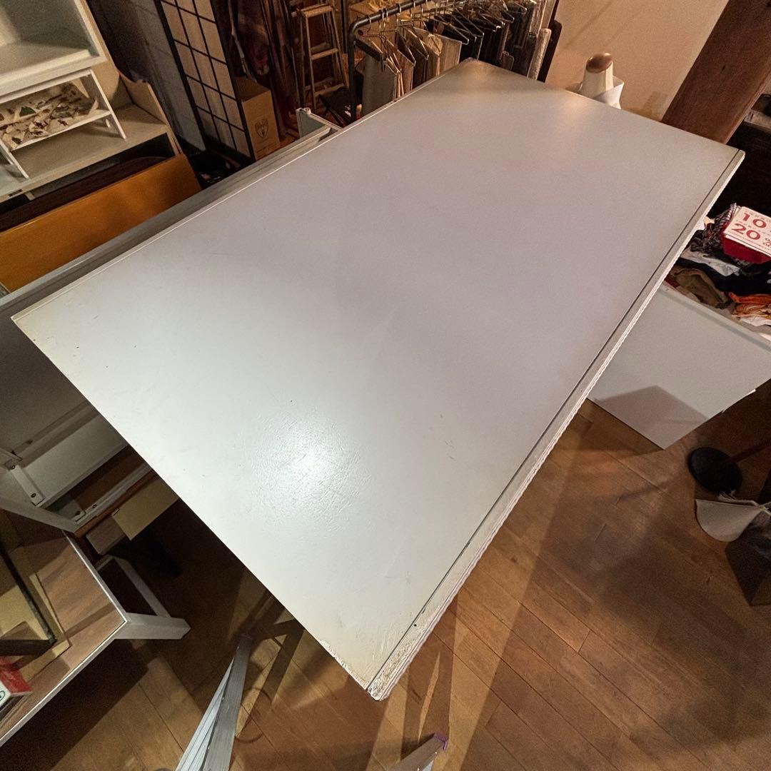 引取限定 ホワイト ガラスショーケース 店舗什器 インテリア 飾り棚 点灯確認済