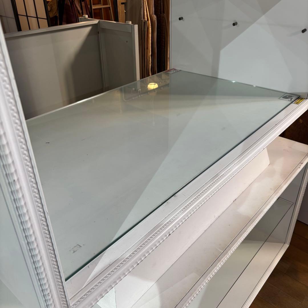 引取限定 ホワイト ガラスショーケース 店舗什器 インテリア 飾り棚 点灯確認済
