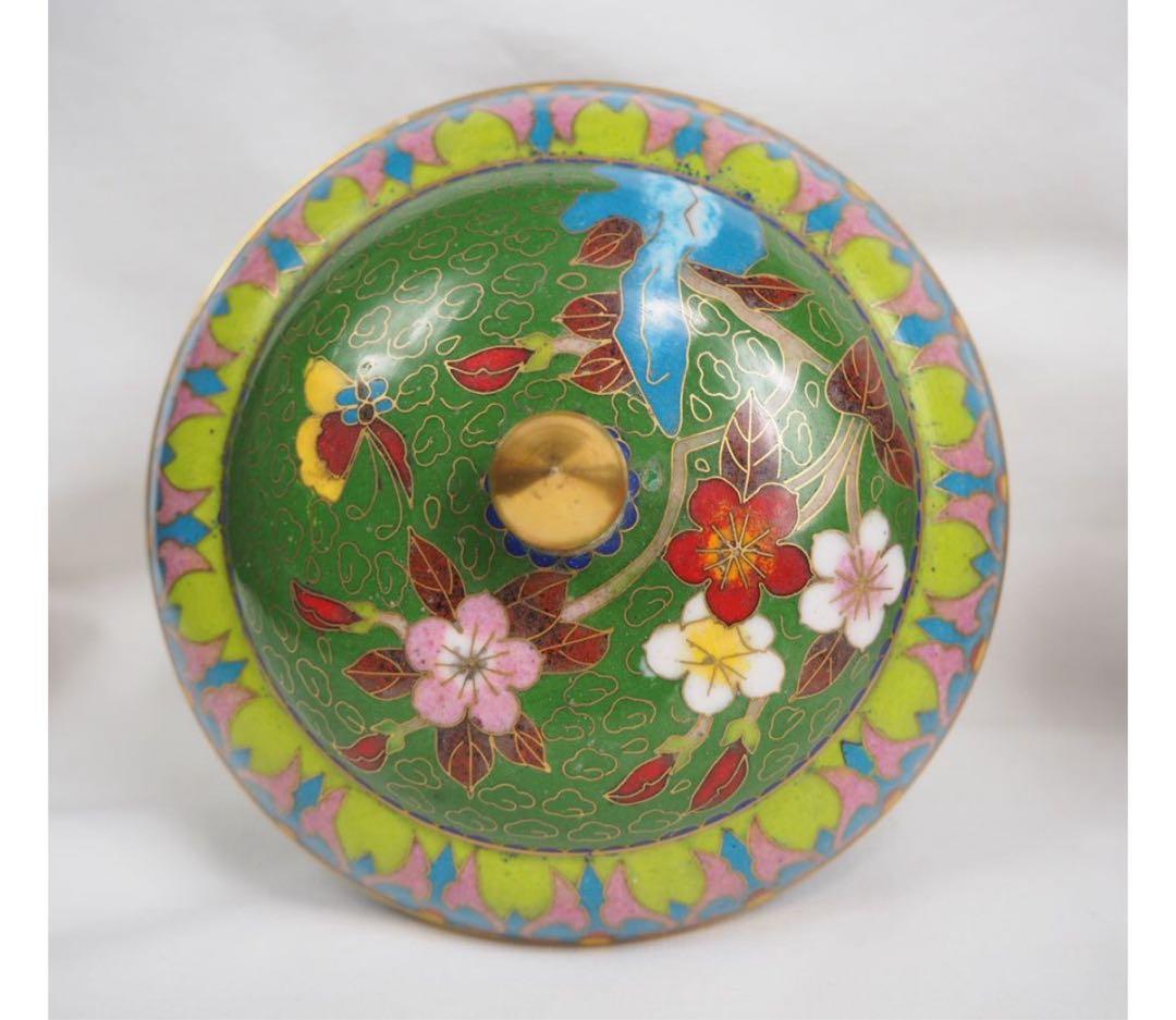 送料無料　中国古玩　景泰藍七宝蓋物一対　高さ約12ｃｍ