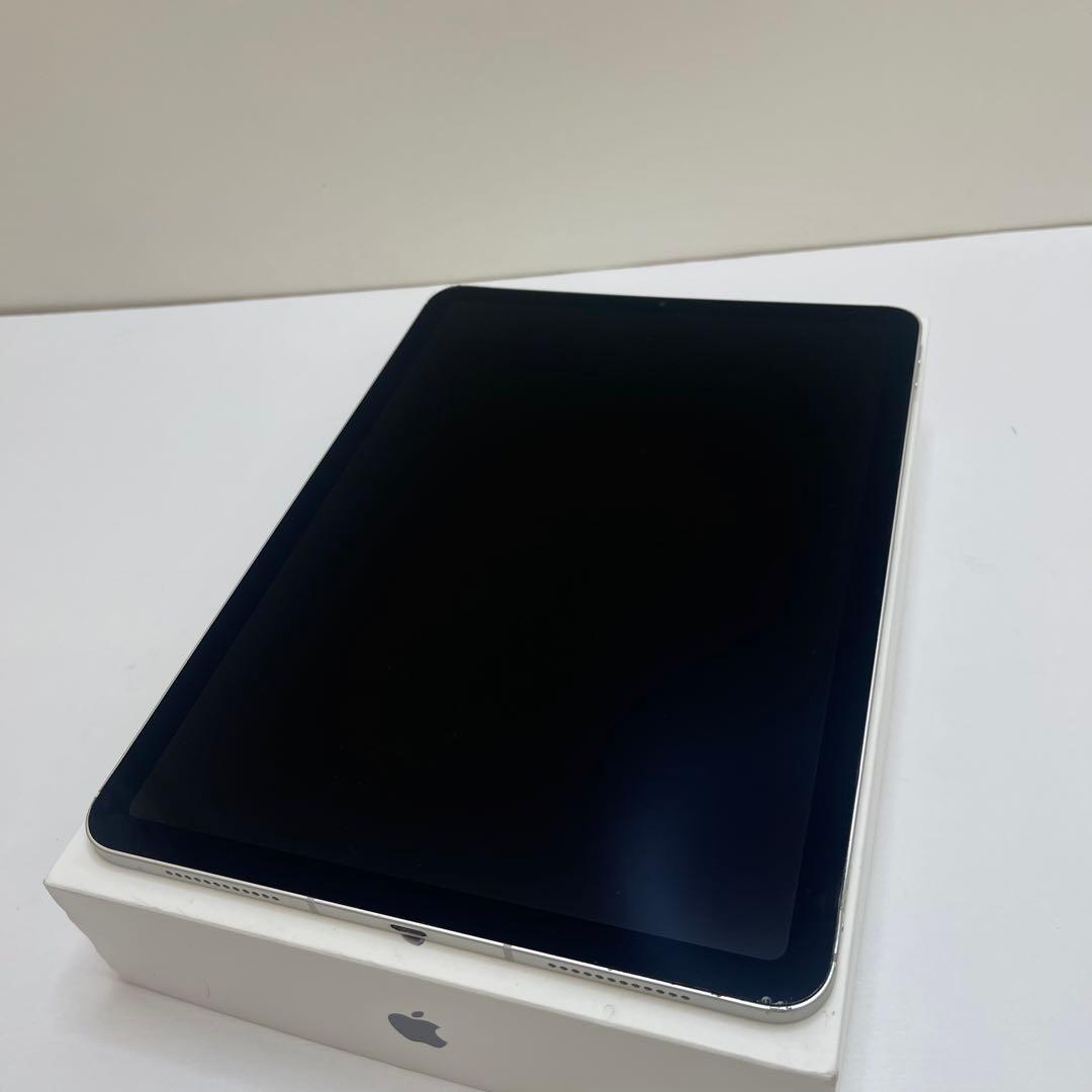 iPad Air 第4世代 64GB Wi-Fi + Cellular 82％