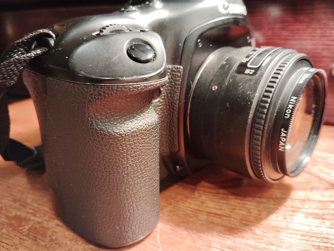 Canon EOS-1Ｖ フィルム一眼レフカメラ