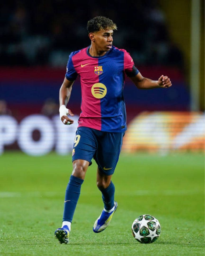 UEFAチャンピオンズリーグ　フィナーレ　ミュンヘンプロ24-25新品未使用箱付