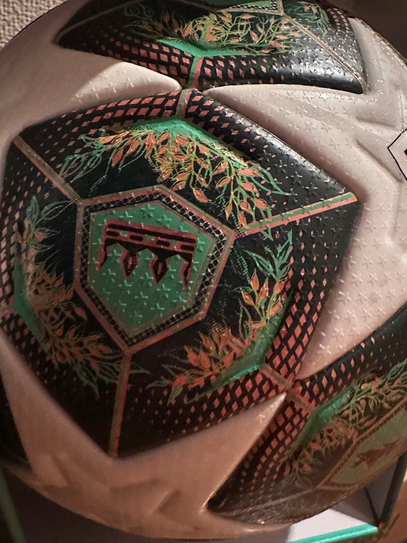 UEFAチャンピオンズリーグ　フィナーレ　ミュンヘンプロ24-25新品未使用箱付