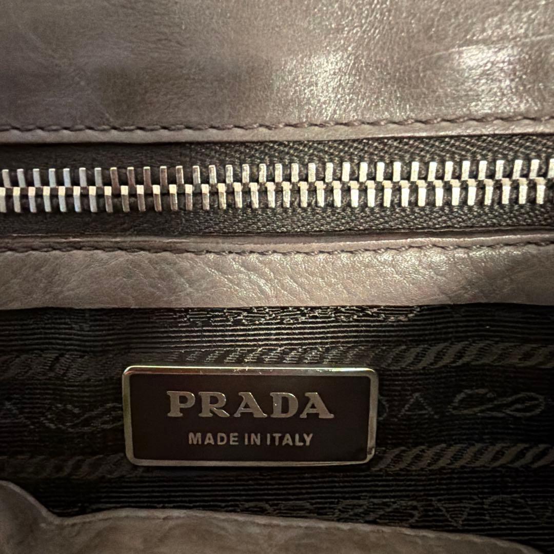 PRADA プラダレザーショルダーバックBR3274