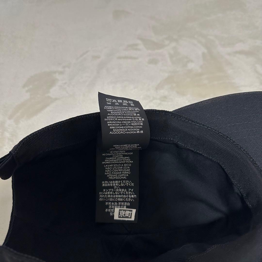 GUCCI ブラックキャップ LOVED刺繍 L59 ベースボールキャップ 帽子