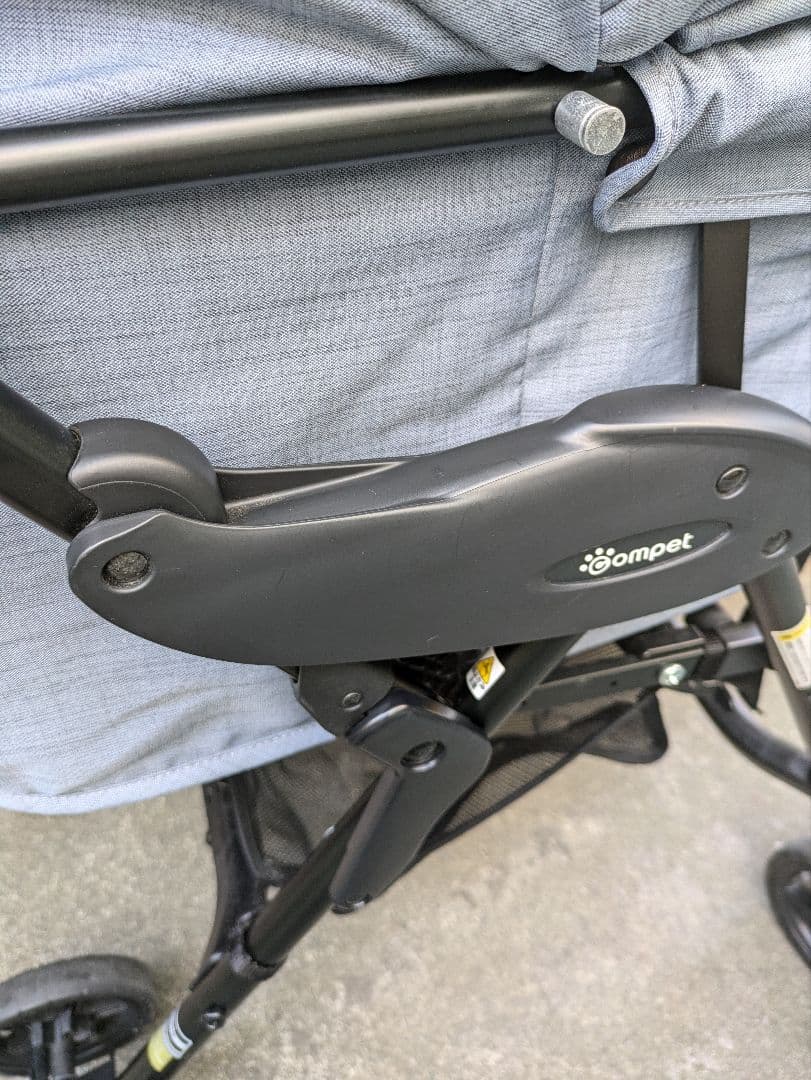 再値下げ！コムペット milimili lite ペットカート カップホルダー付