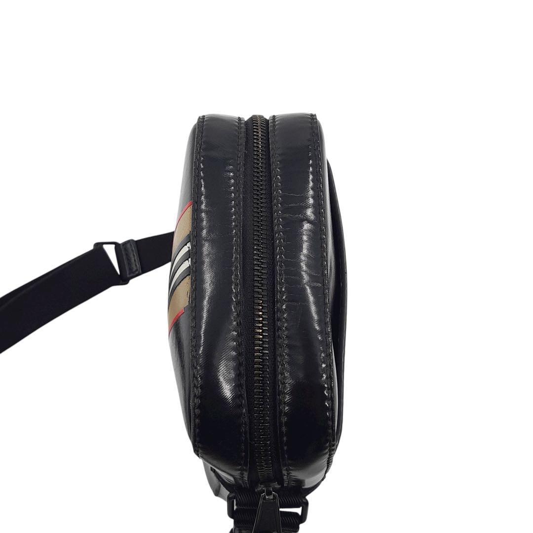 【現行】バーバリー　イングランド　ショルダーバッグ　ノバチェック　スクエア