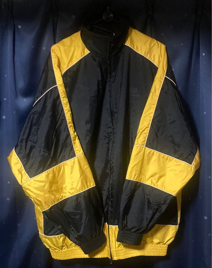 米津玄師着用 BALENCIAGA トラックジャケット KICKBACK