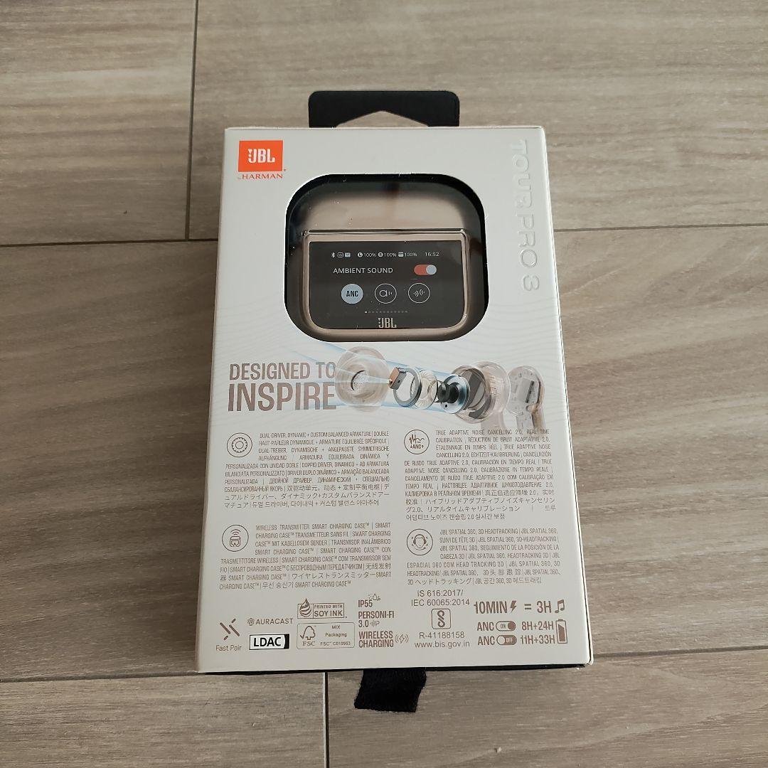 JBL Tour Pro 3 ワイヤレスイヤホン　ラテ