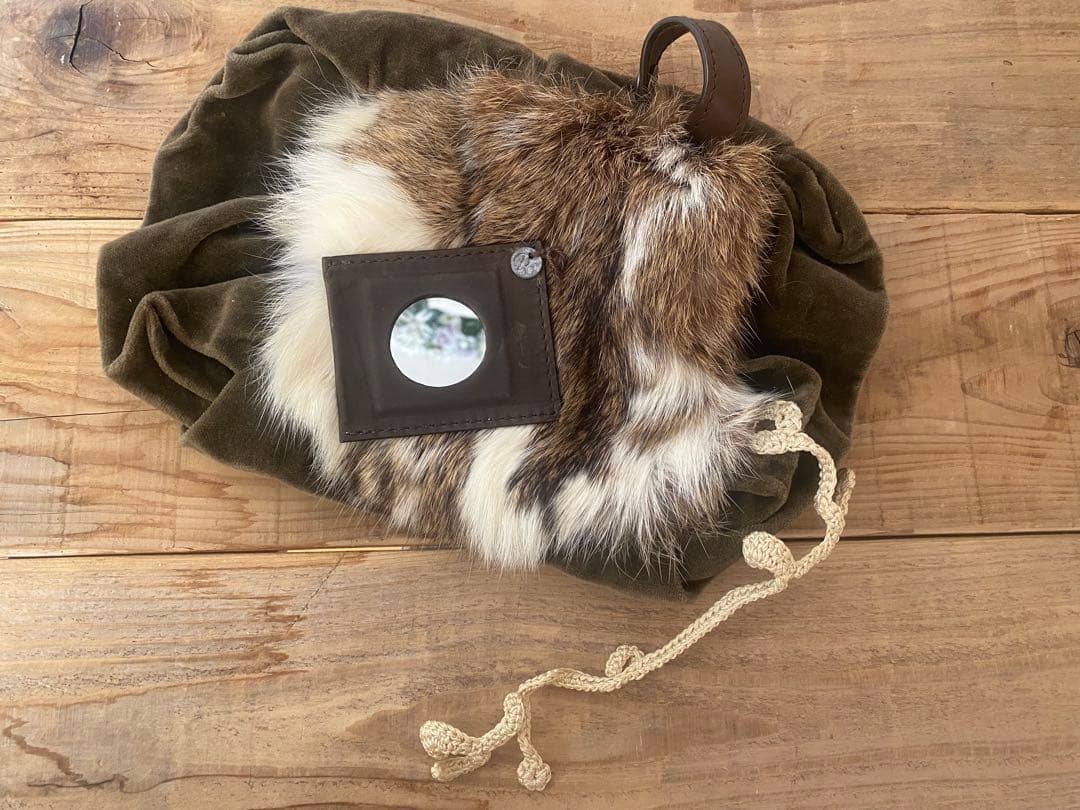 ピ*ウ様 エバゴス　ファー付きかごバッグ