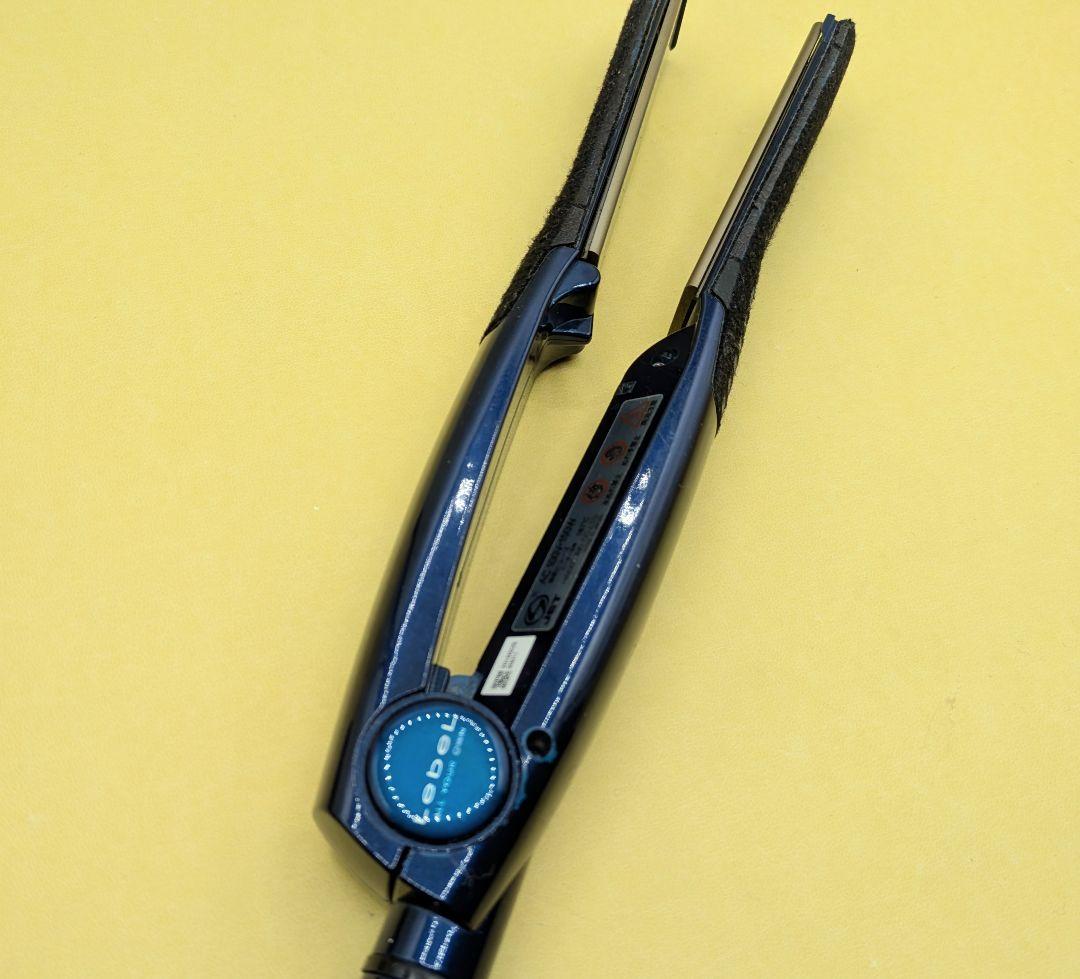 ✴️美品・正規品✴️ルベルプライアストレートアイロンLebel PLIA SS