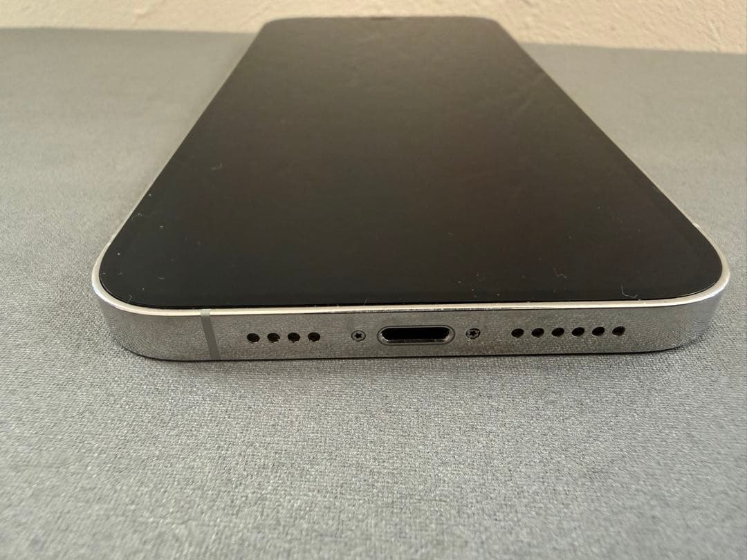 Apple iPhone 12 Pro Max SIMロックあり