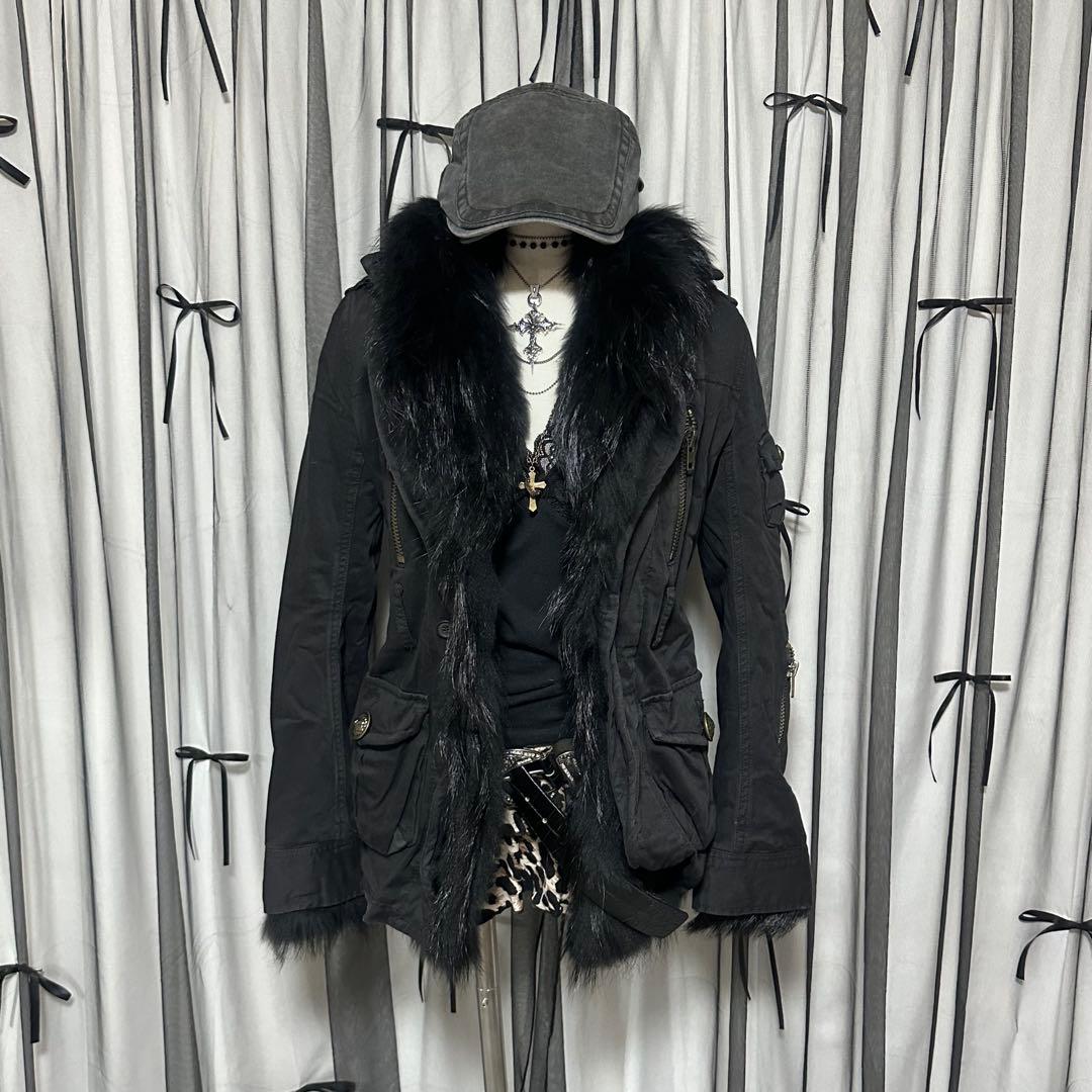 平成ギャル y2k　リアルファー　ミニタリージャケット　ダークコア　グランジ