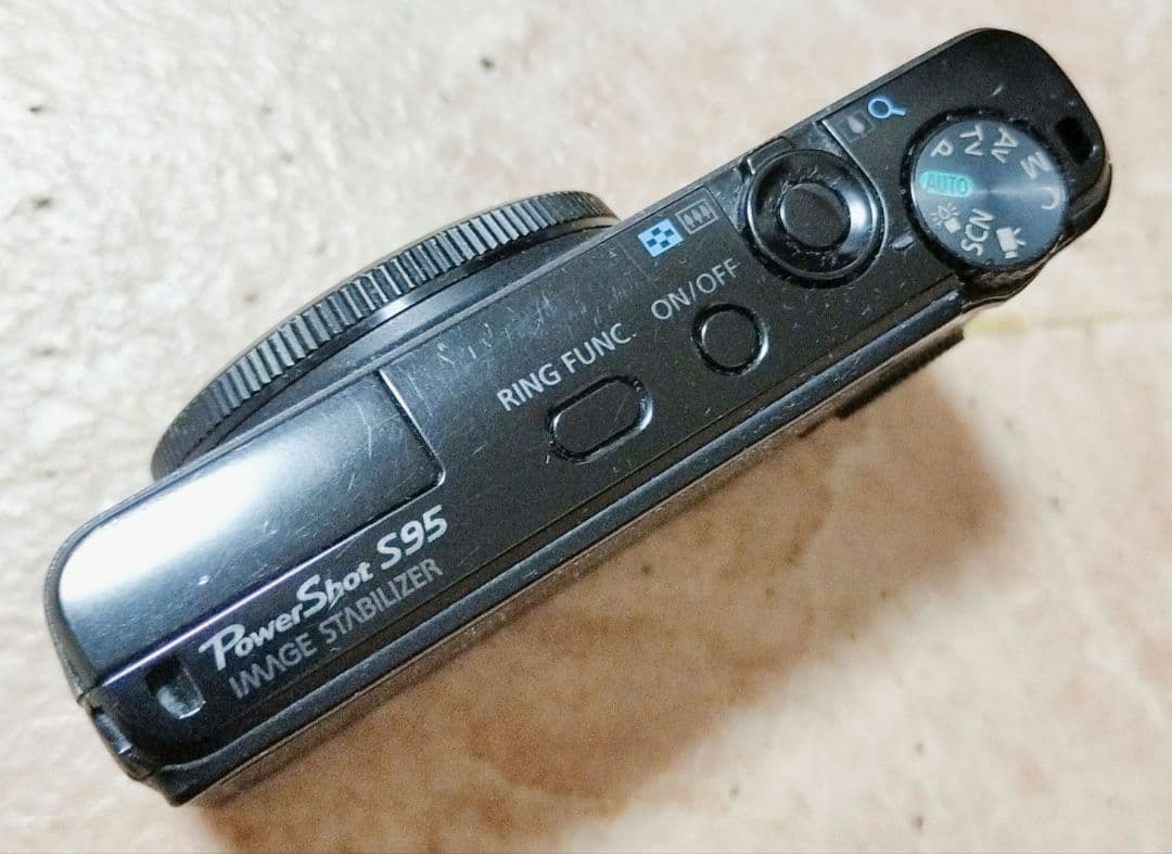 CANON PowerShot S95　デジタルカメラ　ジャンク