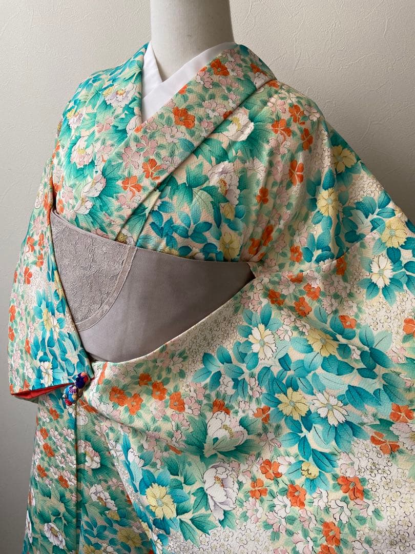 happy smileさま レトロモダン　春爛漫な雰囲気の小紋　正絹　袷