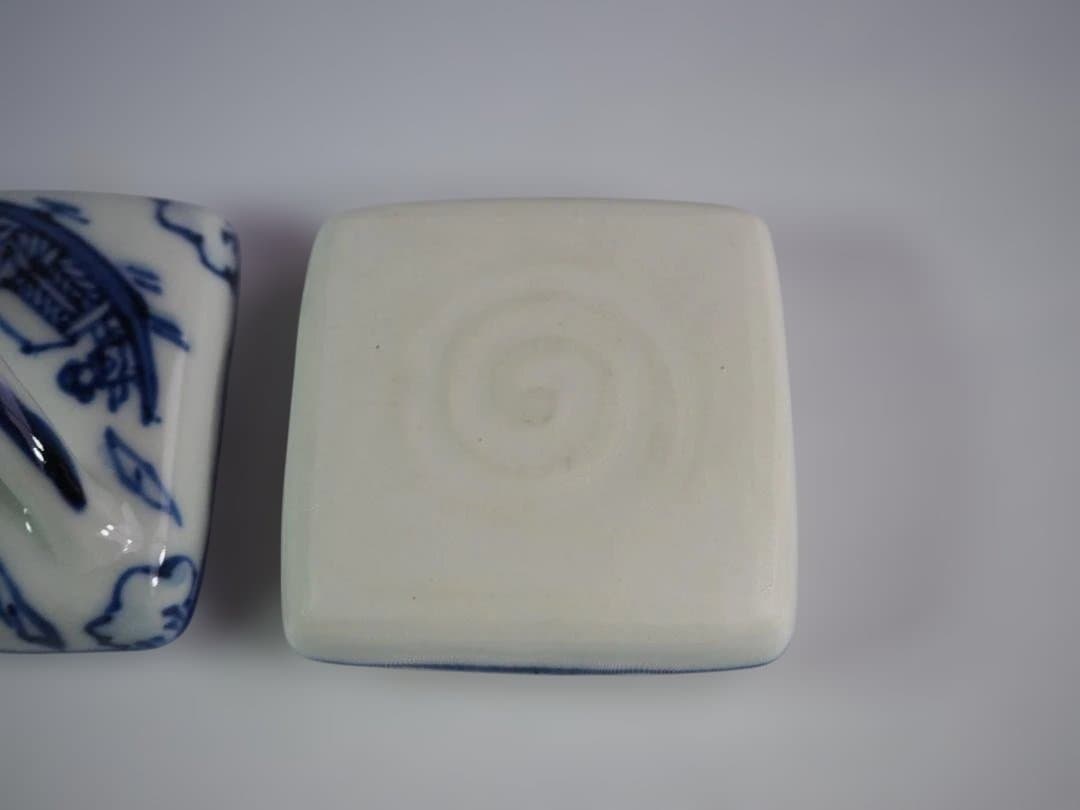 真葛焼4代 宮永香斎造『染付隅田川香合』（共箱）