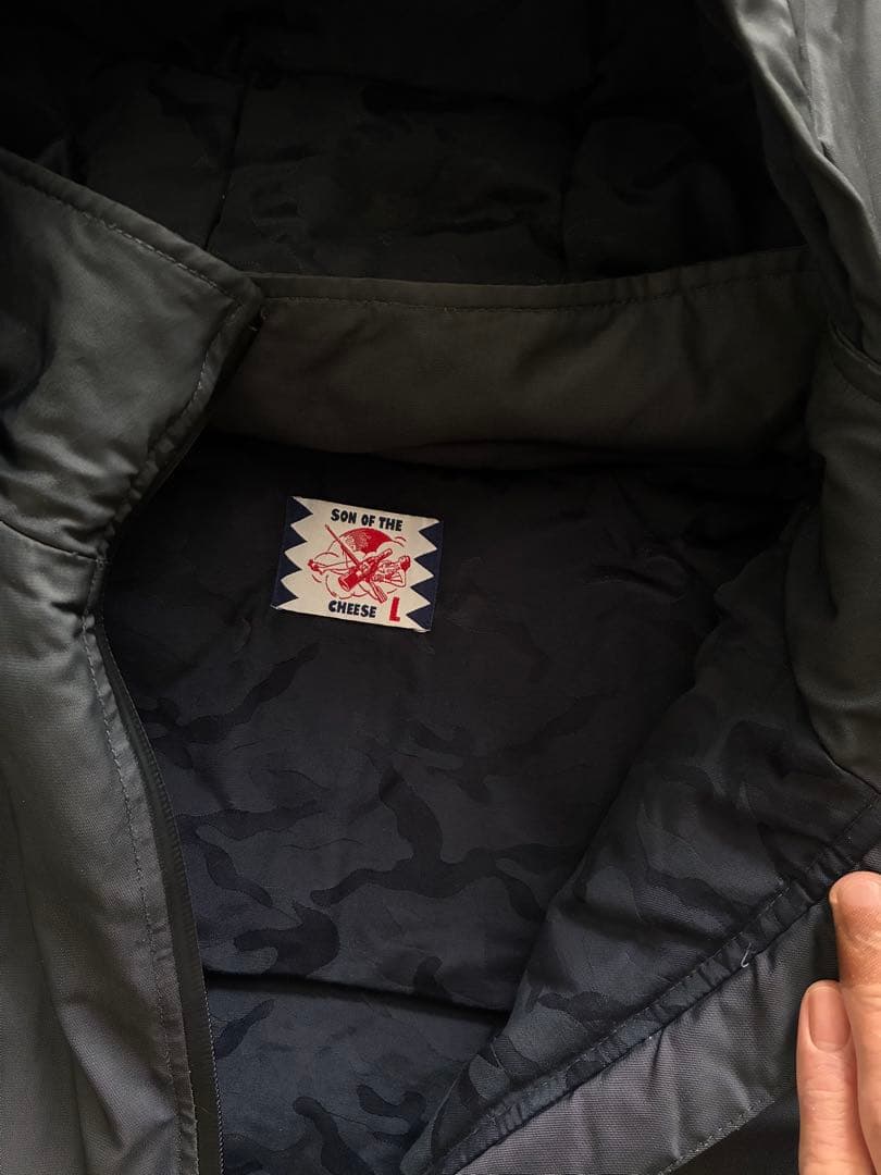 SON OF THE CHEESE ブラックダウンジャケット L