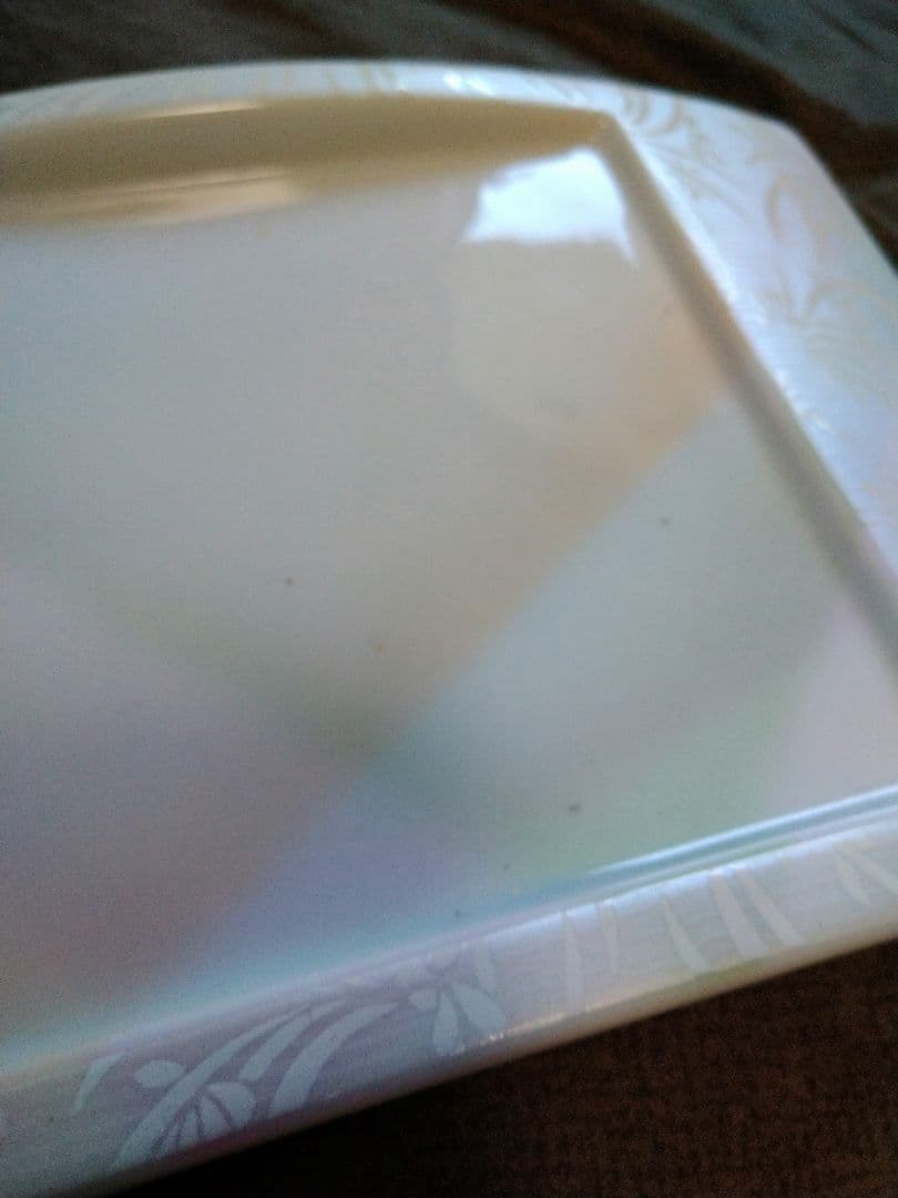 ♣素敵な演出♥【高級皿】美濃焼 良峰窯♥銀ラメ風透かし柄ウエーブデザイン３皿