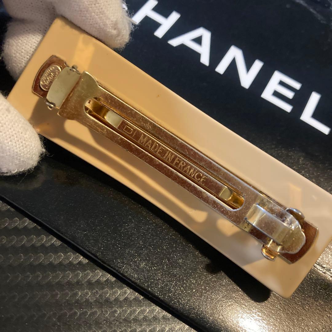 CHANELココマーク　ヘアバレッタ ヘアアクセサリー★フランス製、ドット