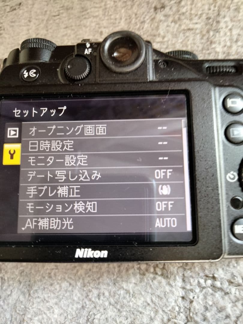 ニコン　COOLPIX　P7000