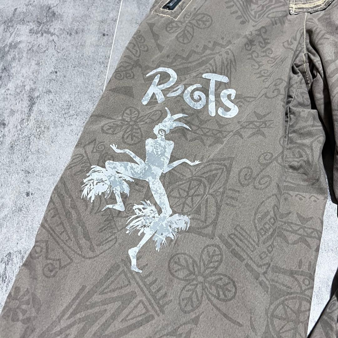 個性的　スキーウェア　上下　セットアップ　スノーウェア　総柄