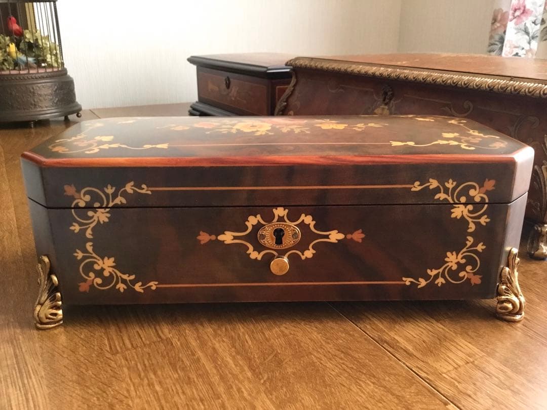 お値下げ！美品✨オルゴール療法【エルム】 リュージュ　カノン 72弁　象嵌