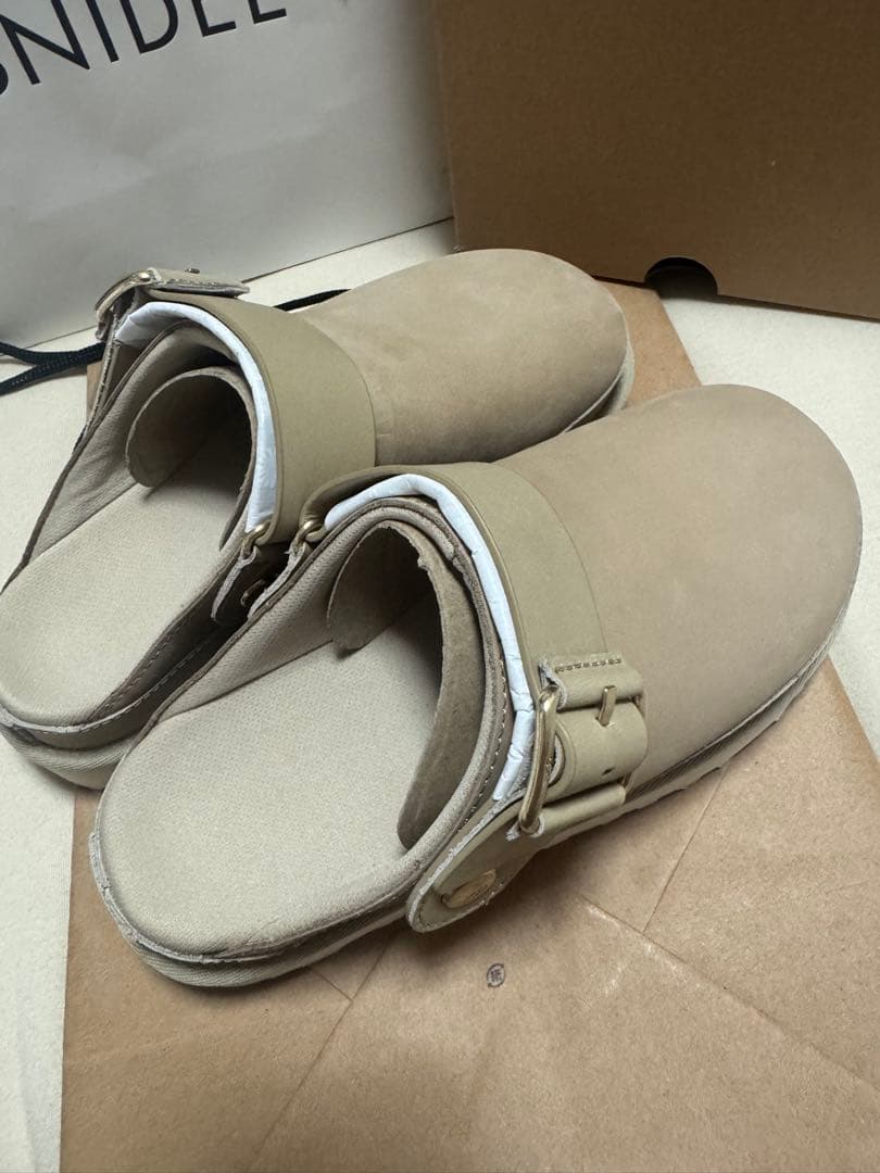 UGG×SNIDEL