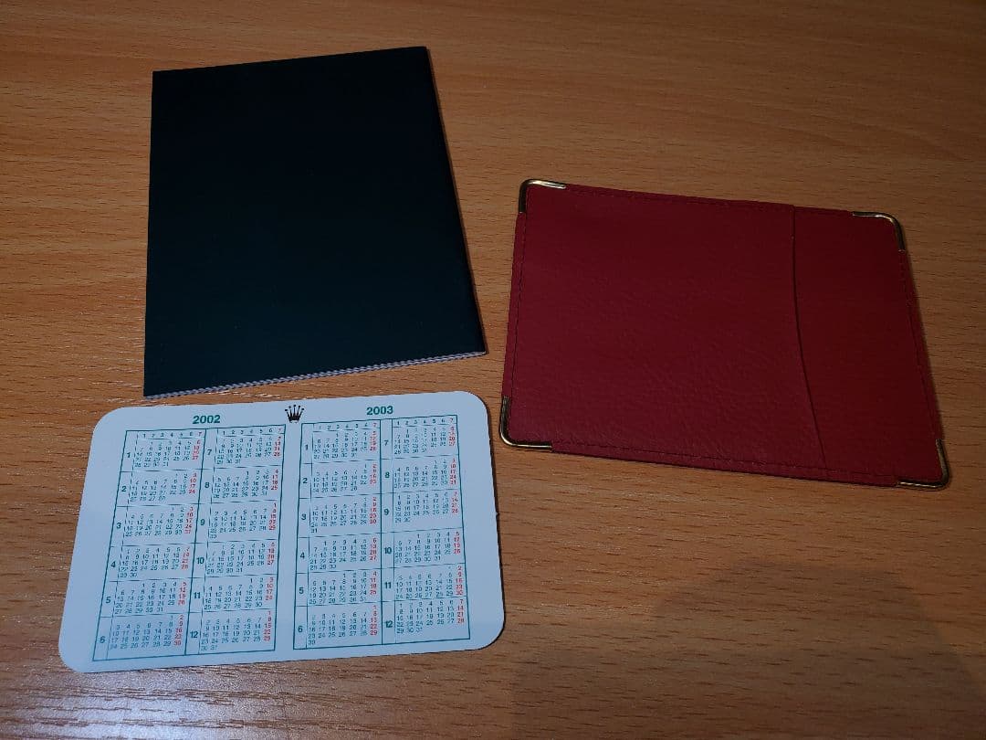 ロレックス　赤　ケース