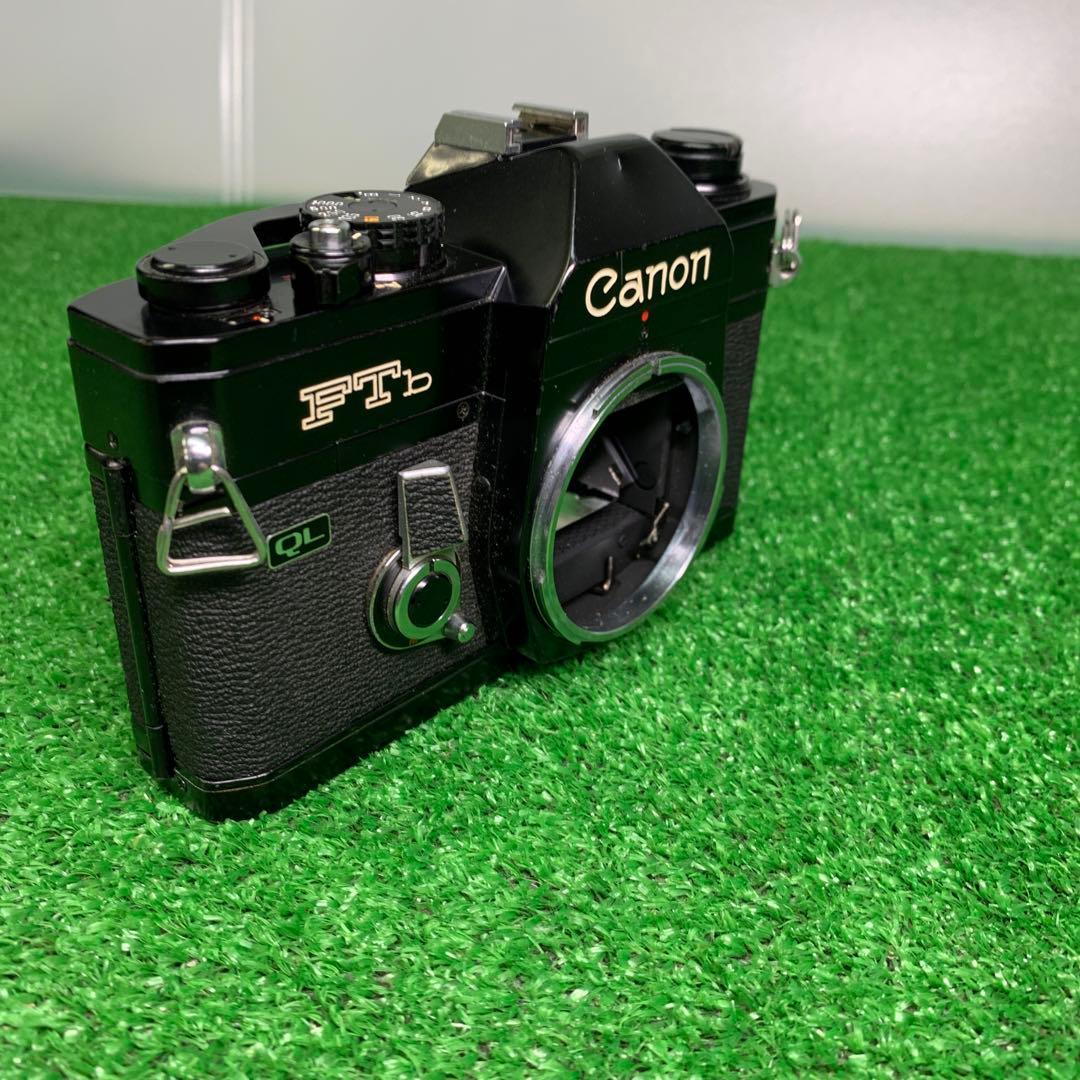 Canon  フィルムカメラ　FTb ブラックボディ　付属品あり