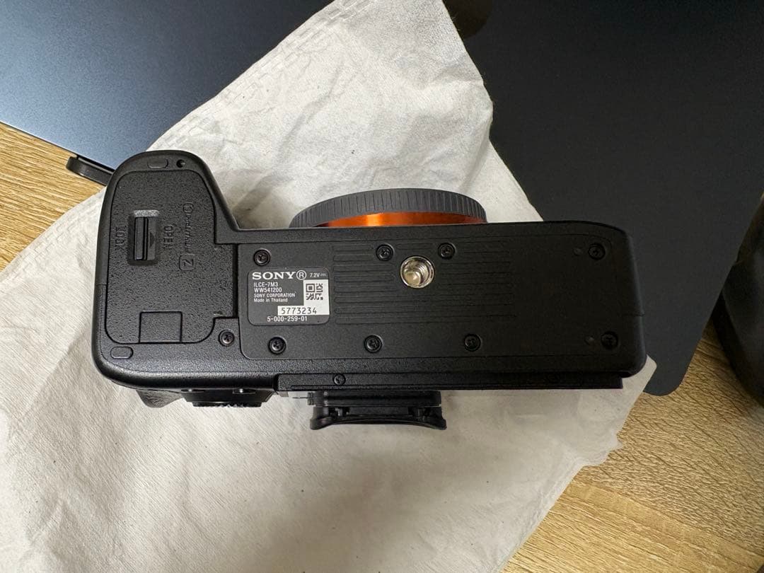 SONY α7 III ミラーレスカメラ
