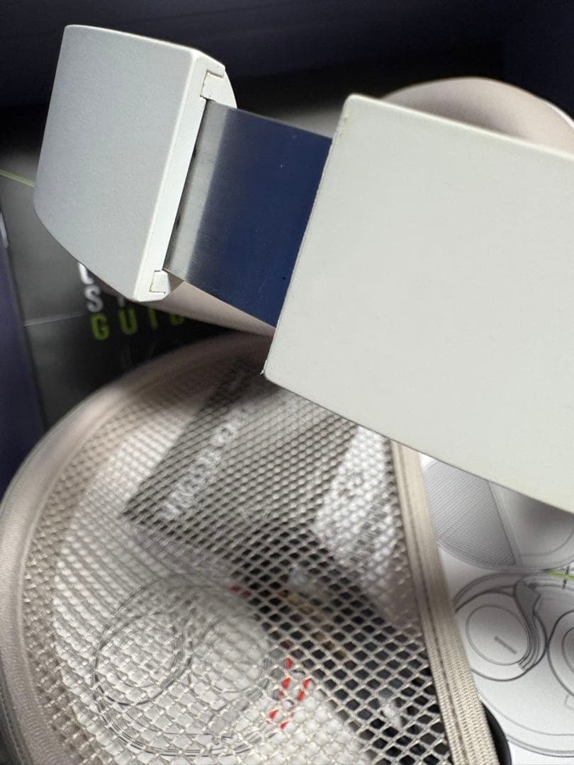 r*4様 Shureワイヤレスヘッドホン AONIC40　(白)