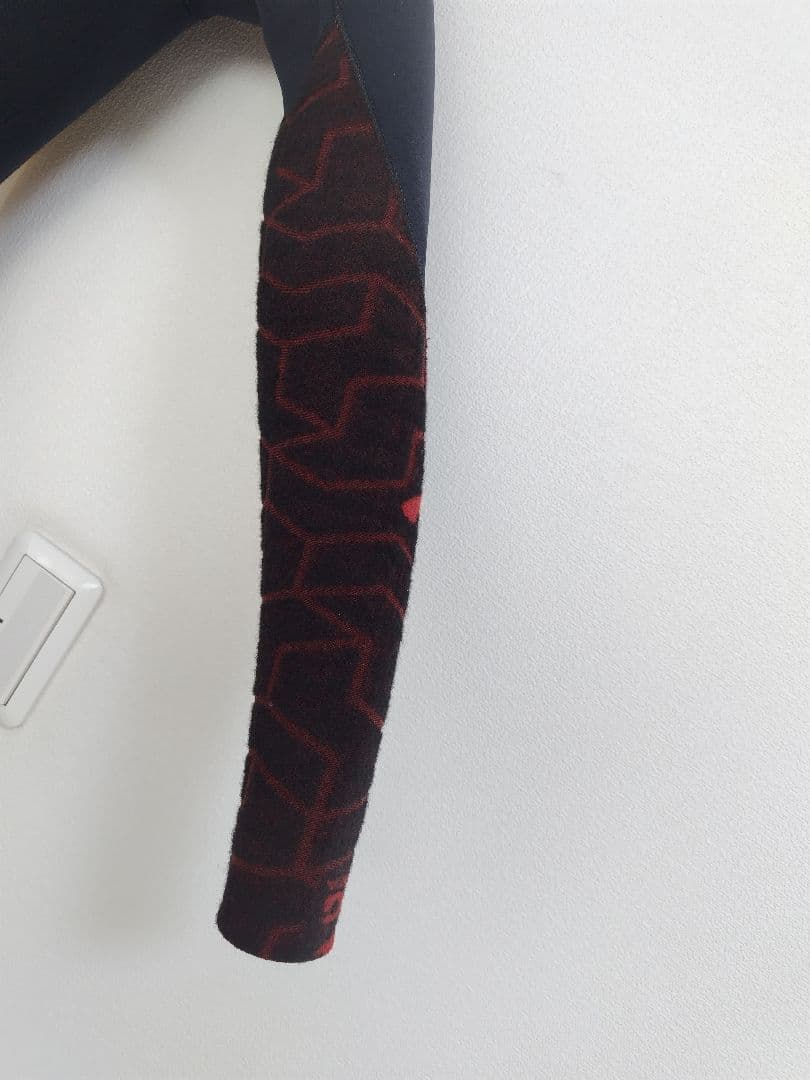 ビラボンセミドライ レディースMLサイズ新品、送料無料！