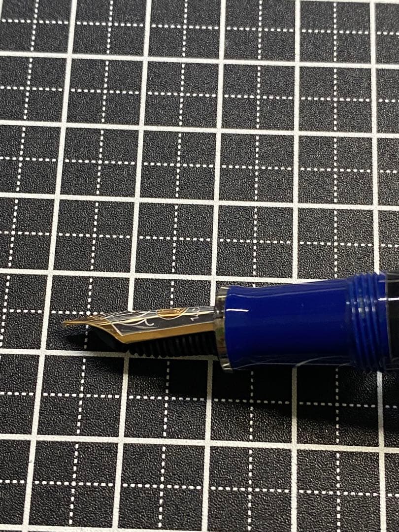Pelikan SOUVERAN M405 DARK-BLUE 万年筆　字幅F