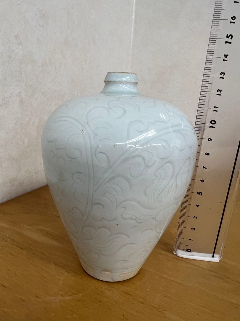 中国元時代影青釉　刻画花紋　梅瓶　骨董 美術品　唐物　 江戸　青磁　コレクション