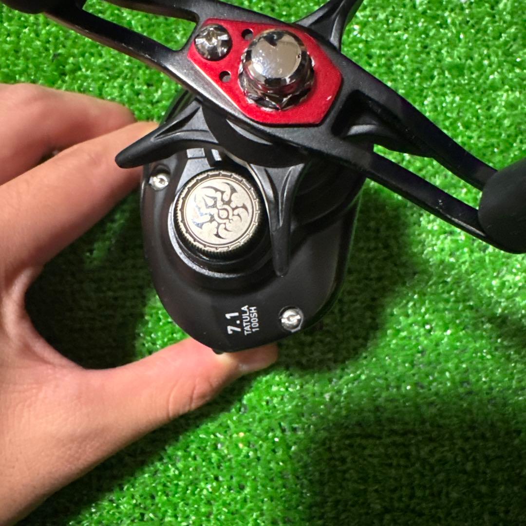 ダイワ　19タトゥーラ　TW100SH 右ハンドル