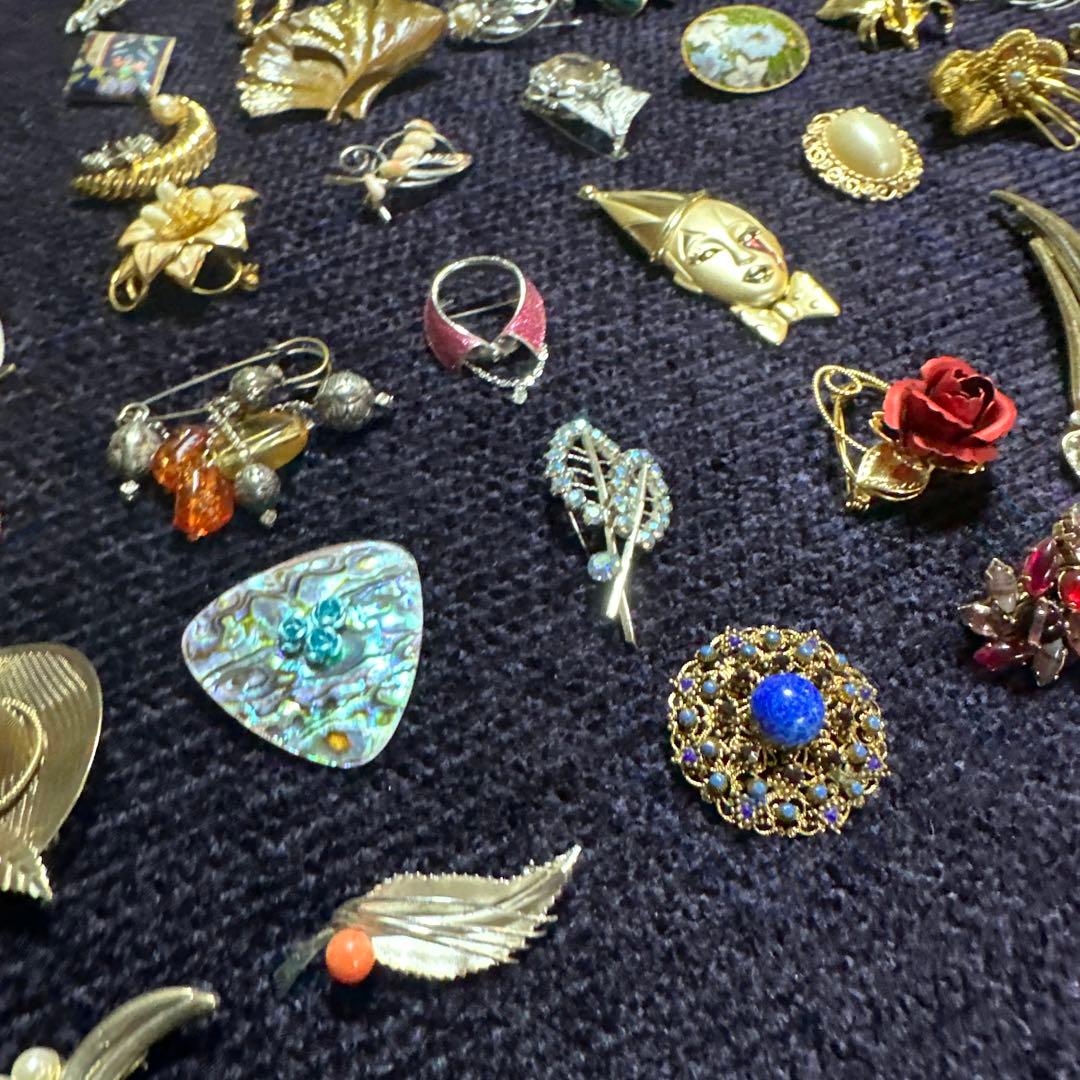 【vintage】ブローチ　まとめ売り　100点以上　大量