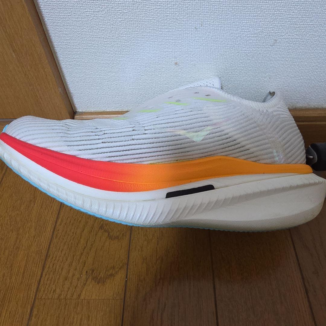 HOKA CIELO X1 　レーシングシューズ