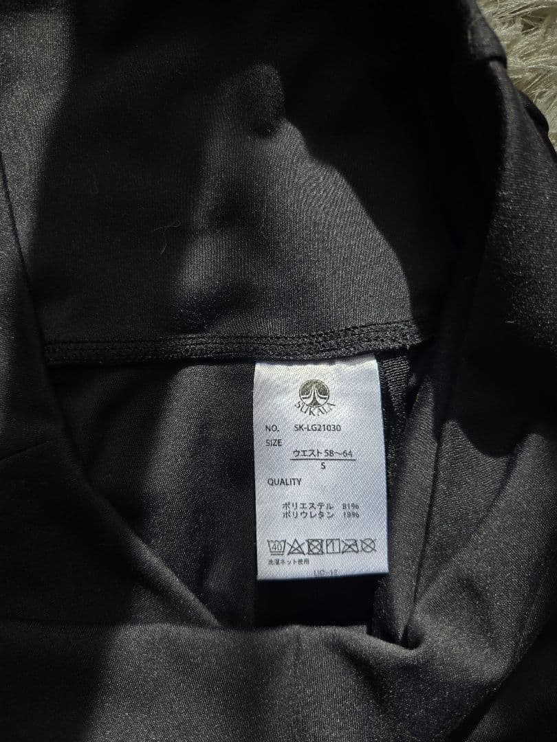 LAVAホットヨガウェア 破格値!パープルタンクトップと黒レギンスセットsサイズ