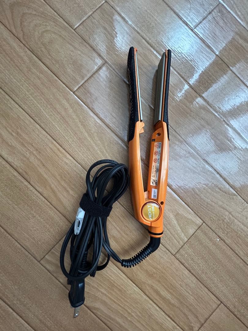ADST DS2 ストレートヘアアイロン