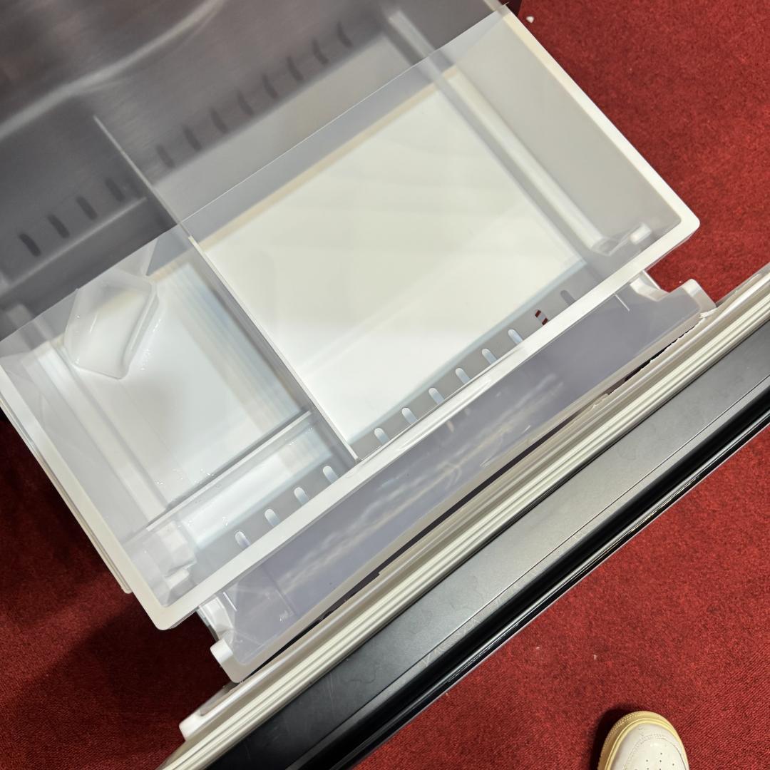 東京23区送料無料　超美品日立冷蔵庫　３ドア375L　製氷機有　R-V38NV