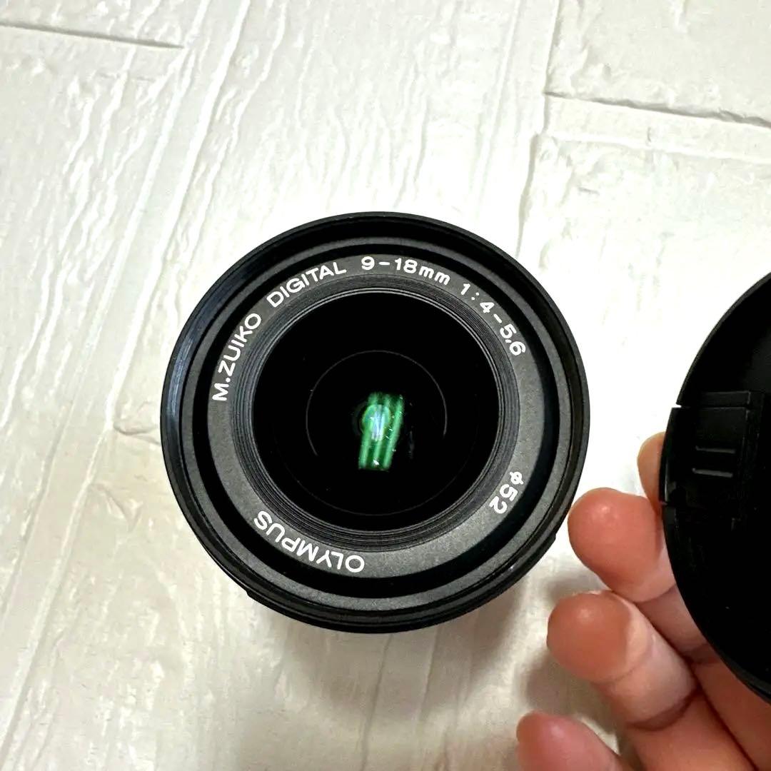 【レンズ３本・カメラはサービス】匿名送料無料　オリンパスPEN EP3