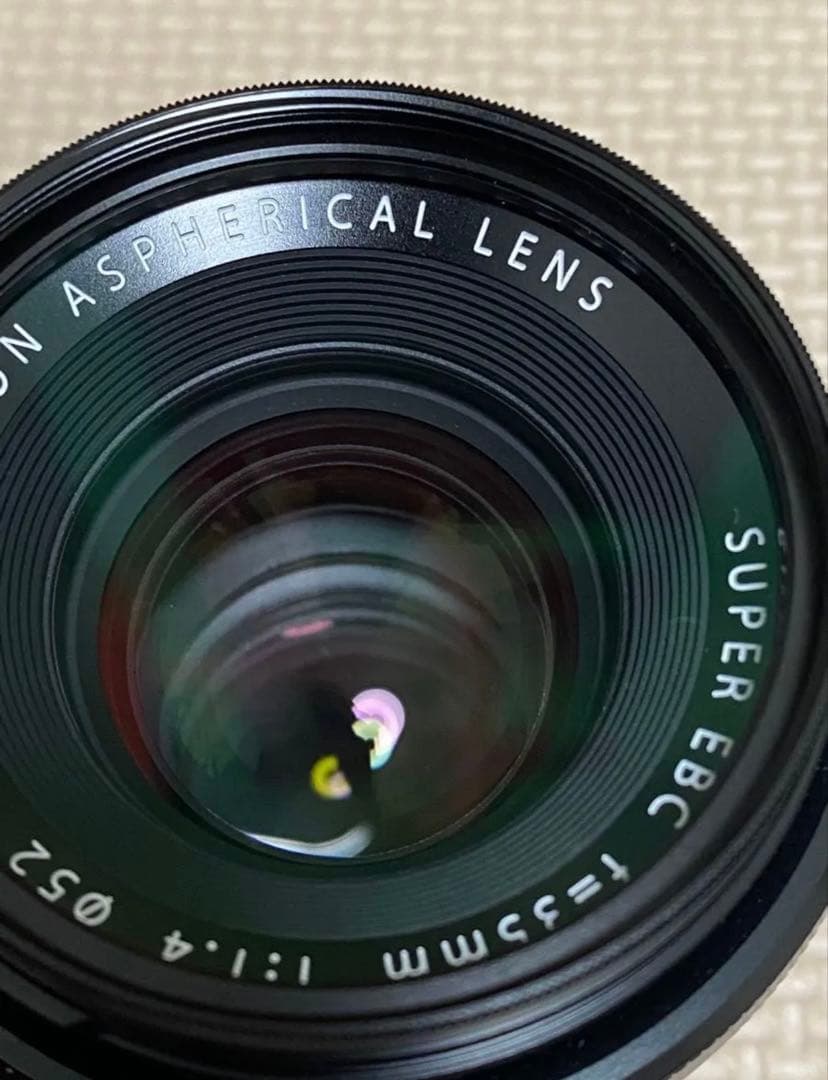 新品。Fujifilm XF 35mm F1.4 R レンズ