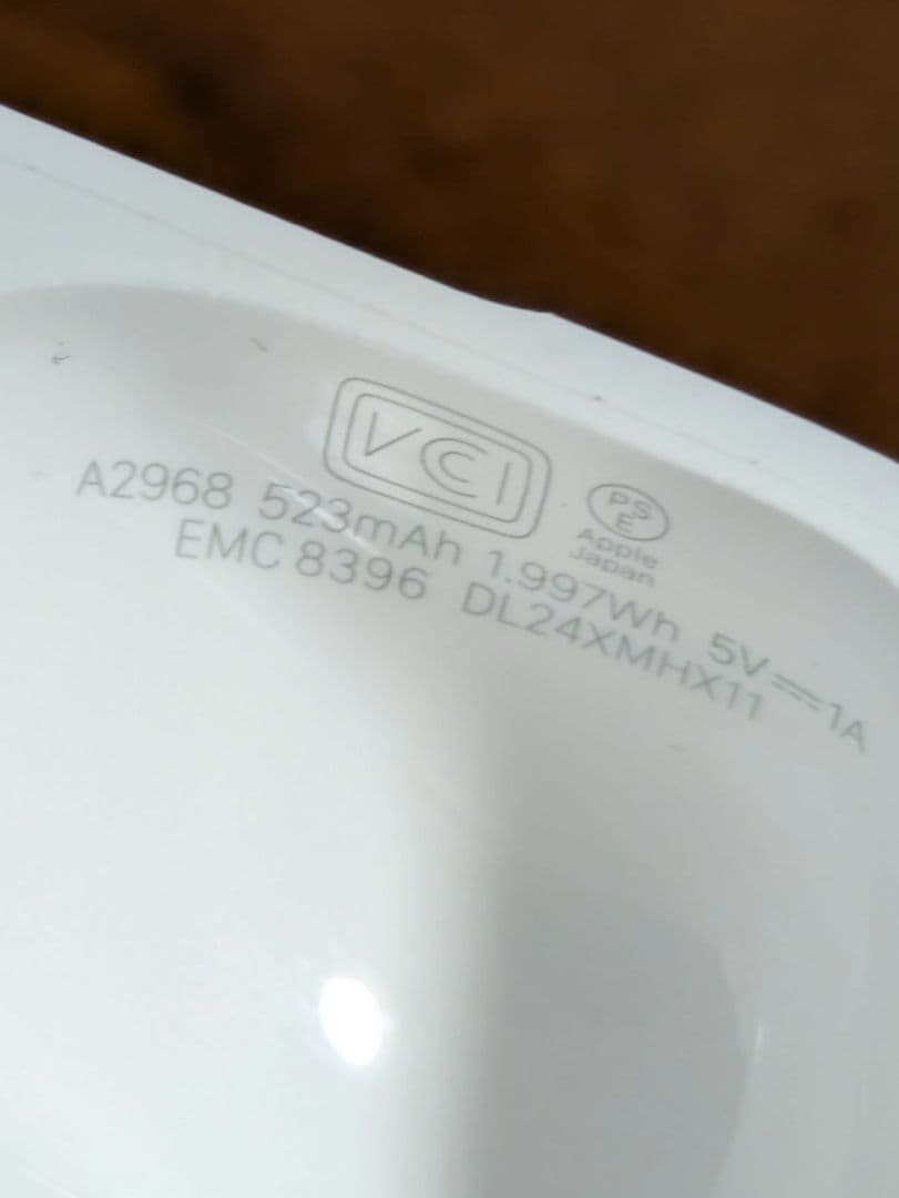 本物 Apple AirPods本体 第二世代 使用期間10カ月