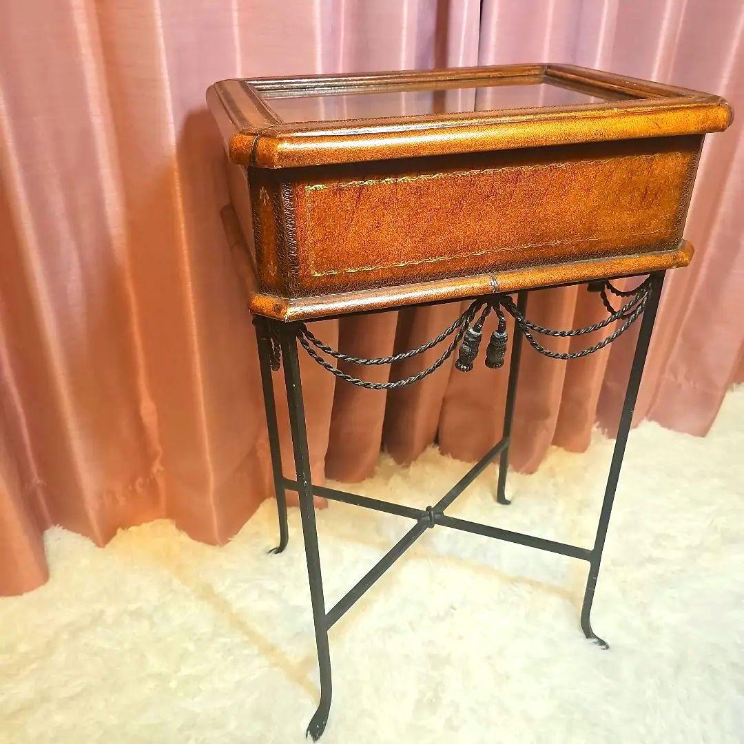 こちらの商品も早い者勝ち！　ヴィンテージ　アンティーク家具　キュリオケース