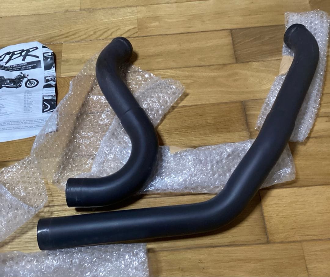 TBR マフラー