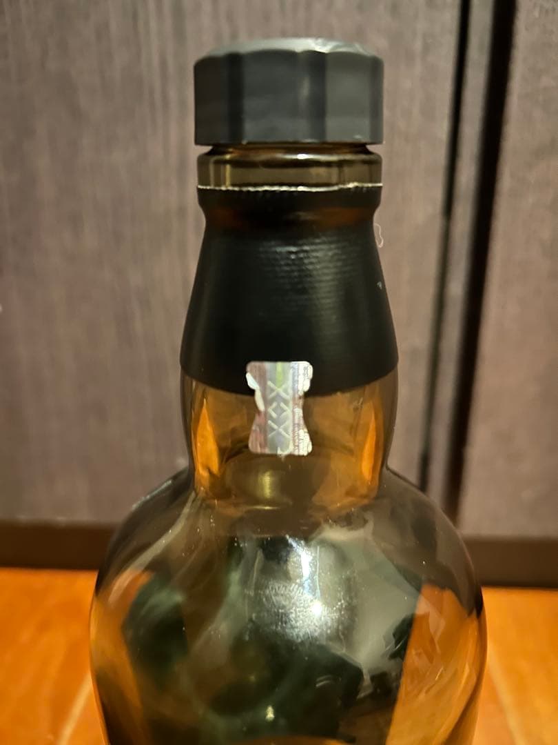 山崎 18年 700ml 空き瓶